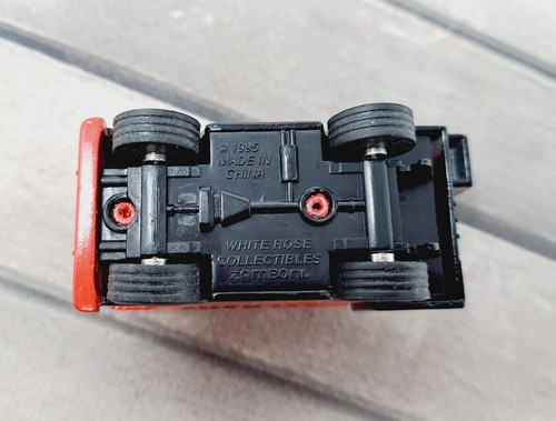 VTG Calgary Flames Zamboni 1998 WHITE ROSE COLLECTIBLE Diecast Toy NHL Red Black - Picture 6 of 6