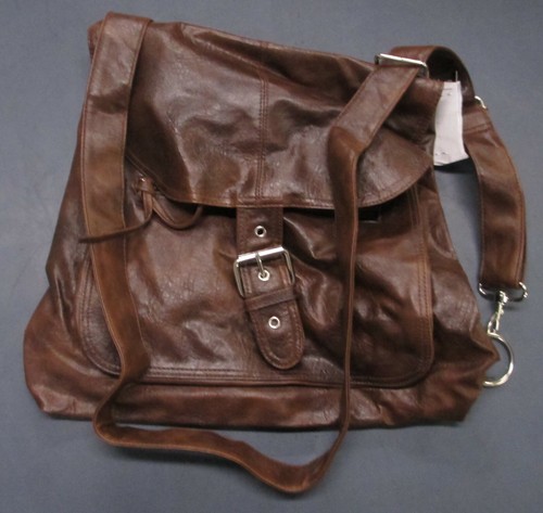 Braune Handtasche NEU mit Etikett von Von Mauer mit Riemen Kunstleder Made in China Vinyl