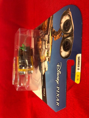 Hot Wheels Wall-E Disney Pixar Character Cars Series 5 6/6 2019 NEW GGX59-0911 - Picture 4 of 6
