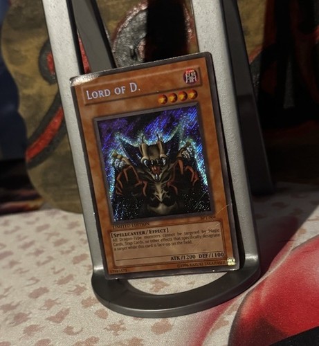 Signore di D. BPT-004 Segreta Rara Edizione Limitata Yugioh HP/DMG Spedizione Veloce - Foto 2 di 4