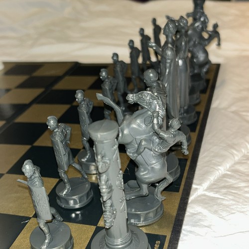 1963 Classic Games Collector's Series Chess Set Edition 1 Ancient Rome Edition - Picture 6 of 13