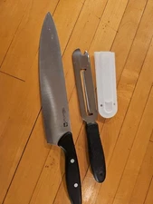 Pampered Chef Chef's  Knife And Cheese Knife