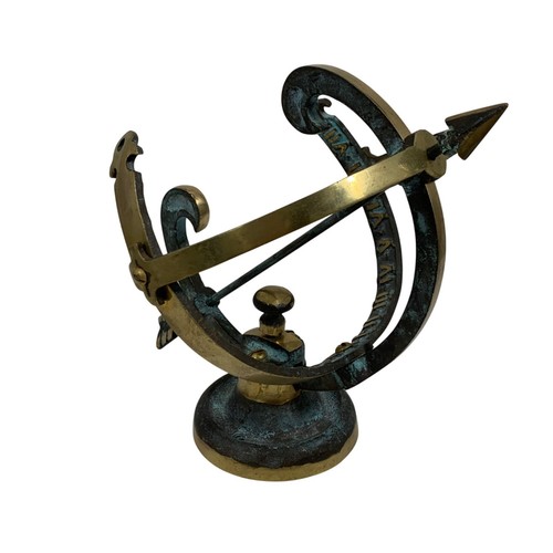 Meridiana sfera armillare da giardino in ottone antico/vintage numeri romani made in India - Foto 3 di 6