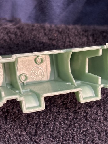 TMNT Secret Lair Playset Replacement Pieces - Small Green Wall #30    S3-II - Picture 3 of 9