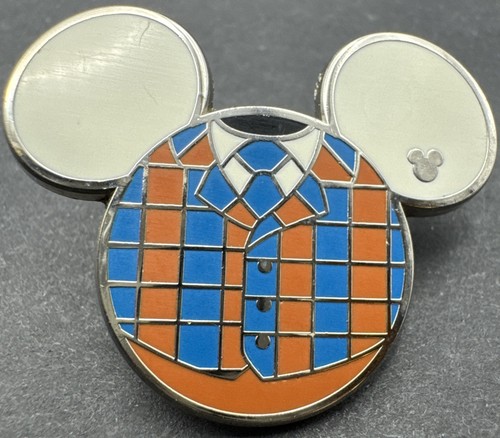 Main Street U.S.A Hidden Mickey Collectible Pin Cast Costume 2012 - Picture 4 of 10