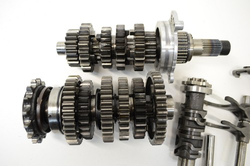 2006 TRIUMPH DAYTONA 675 GEAR BOX - Picture 6 of 8