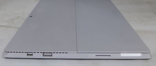 Microsoft Surface Pro 3, 4GB, 128GB, 12", Silver- Screen flickers sometimes - Picture 8 of 11