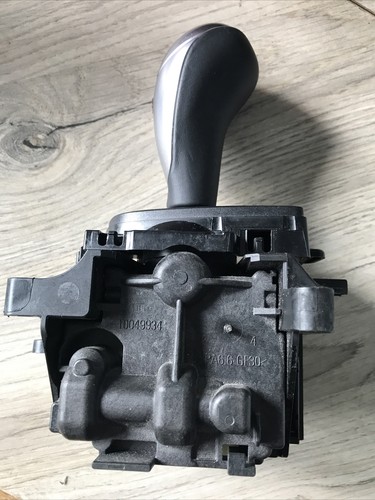 2015-2020 F87 BMW M2 GEAR AUTOMATIC SELECTOR 8072022 - Picture 3 of 8
