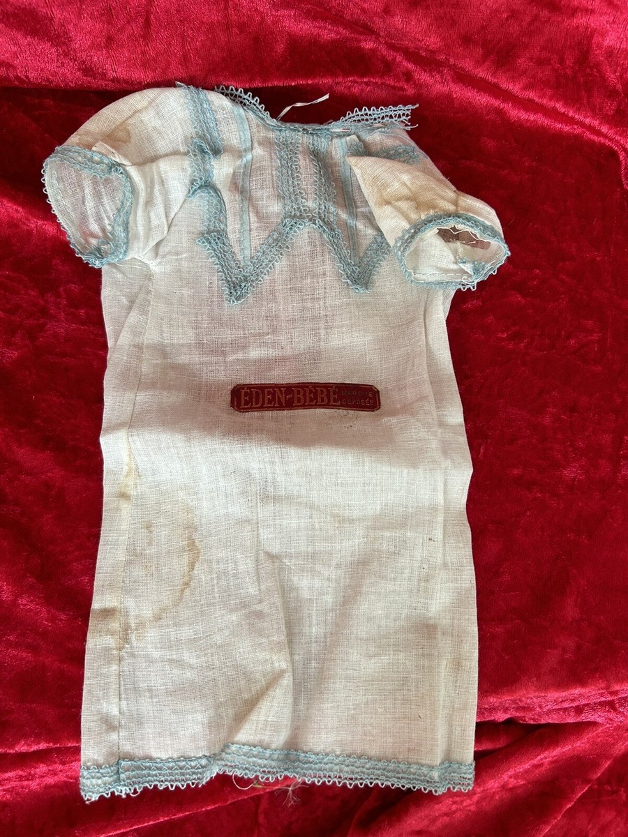 Jolie Chemise De Présentation Pour Poupee Ancienne Eden Bébé