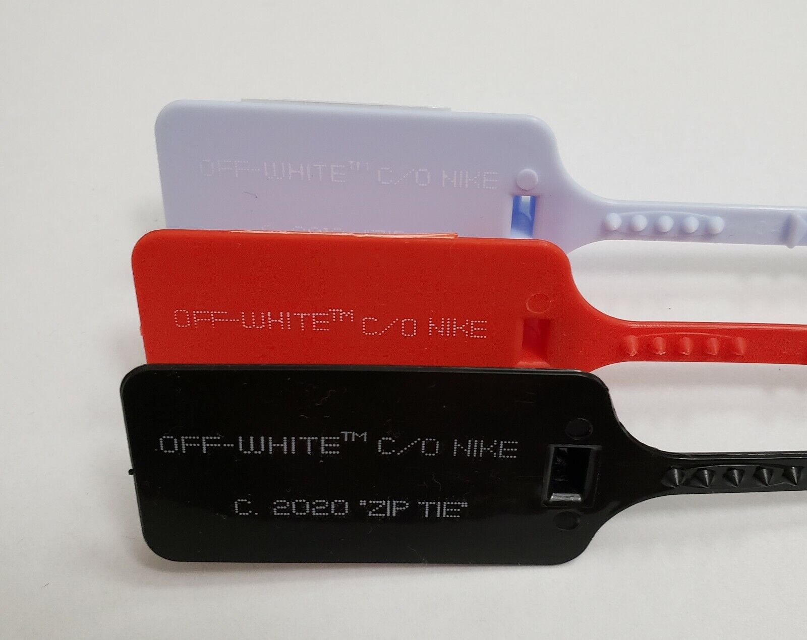 cooperate the first latch FAST SHIPPING &#034;The Ten&#034; ZIP TIE TAG Blue Black Red Replacement  Nike x Off-White | eBay