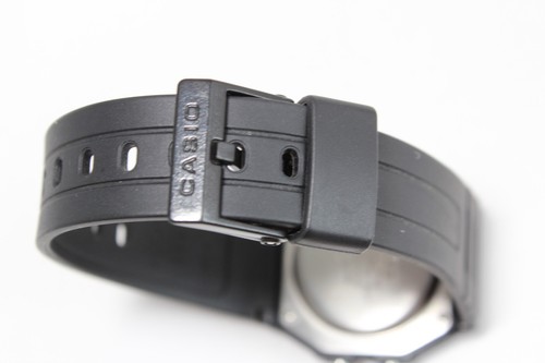 CASIO vintage F-91W digital watch square - Picture 8 of 10