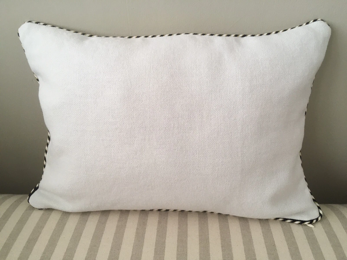 Navy linen clearance pillow
