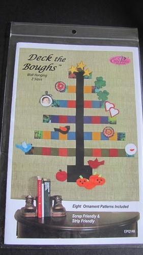 Deck the Bought Wall Hanging 2 sizes Eazy Peazy Pattern New - Picture 1 of 2