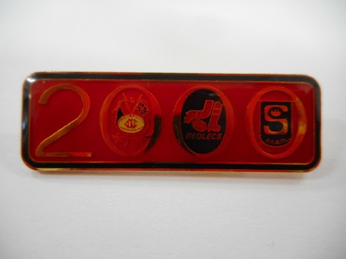 2000 NORWOOD FOOTBALL CLUB ENAMEL MEMBERS BADGE .. SANFL  - Bild 1 von 3