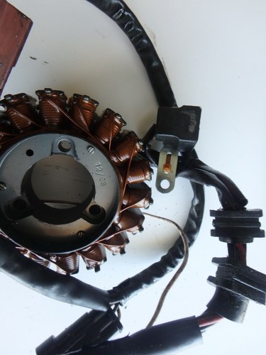 Piaggio Tourer BV 250 stator - Picture 3 of 3