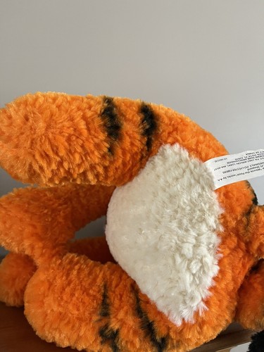 Disneyland Walt Disney World Winnie Pooh shaggy Tigger Plush Tiger 14" sitting - Picture 6 of 7