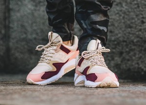 Saucony Grid 9000 Cream Red Pink DS Neuve Jazz Shadow Fieg Custom III 5 Yeezy Saucony Grid 9000 Cream Red Pink DS Neuve Jazz Shadow Fieg Custom III 5 Yeezy