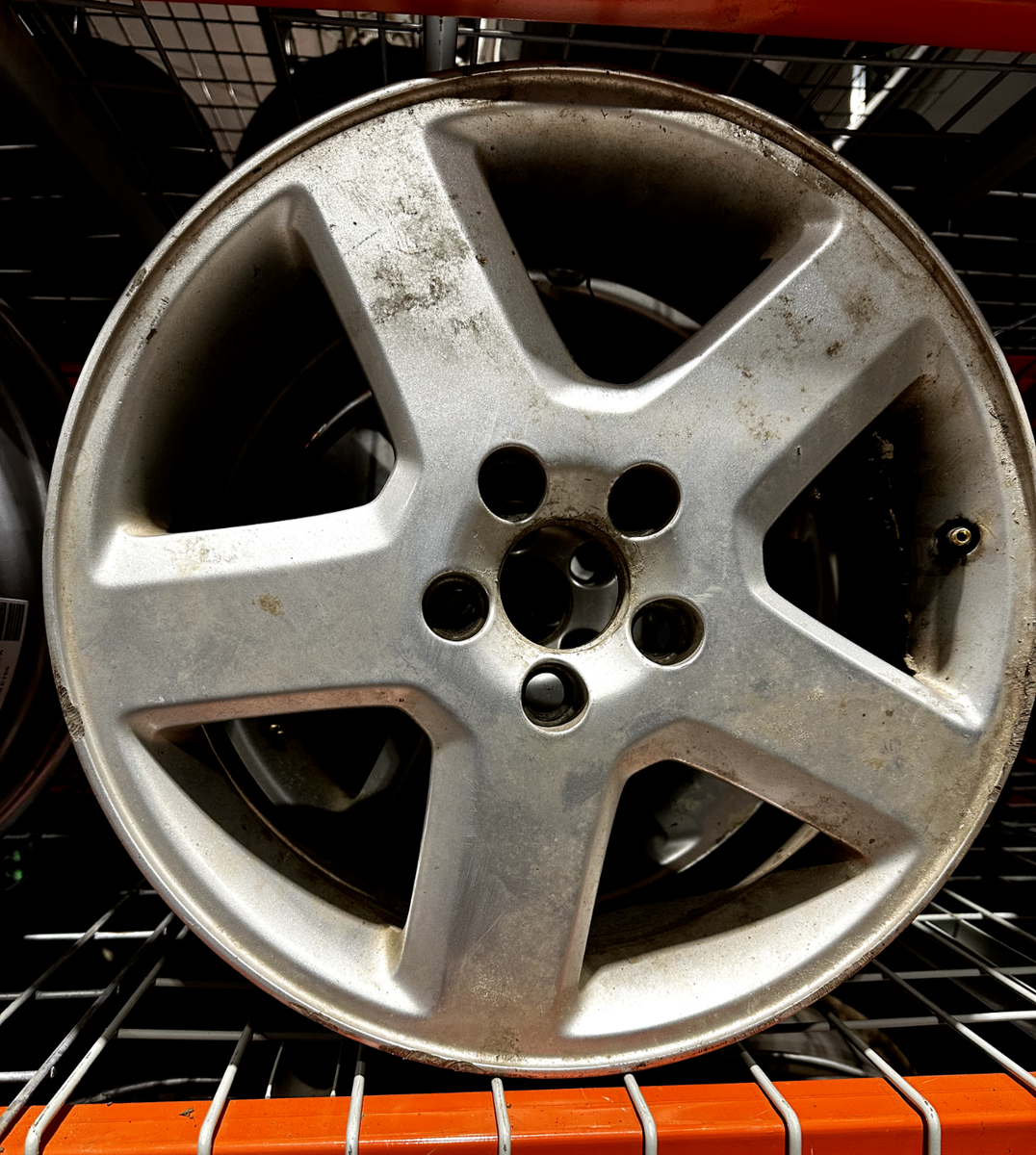 Volvo V50 C30 S40 OEM Wheel 17x7 ET 52.5 5x108 