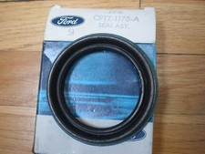 NOS 1964 65 66 67 68 69 FORD F250 F350 REAR GREASE WHEEL RETAINER