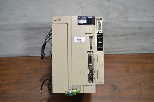 Yaskawa SERVOPACK SGDV-180AE1A Servoantrieb INV=32190 - Bild 3 von 8