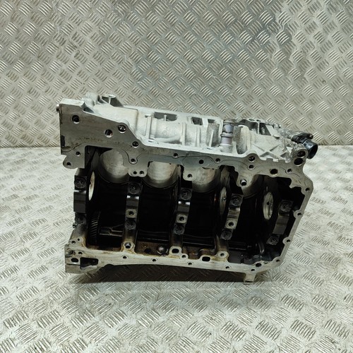 Bloc moteur BMW 1 E87 mode 7797922 2.0 Diesel 130kw 2003 28075527