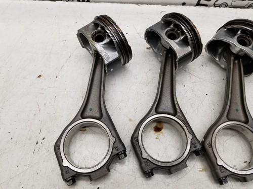 2019 JAGUAR F-TYPE X152 3.0 (AJ-126 / 306PS) PETROL X1 !!! PISTON & CON ROD OEM - Picture 9 of 17