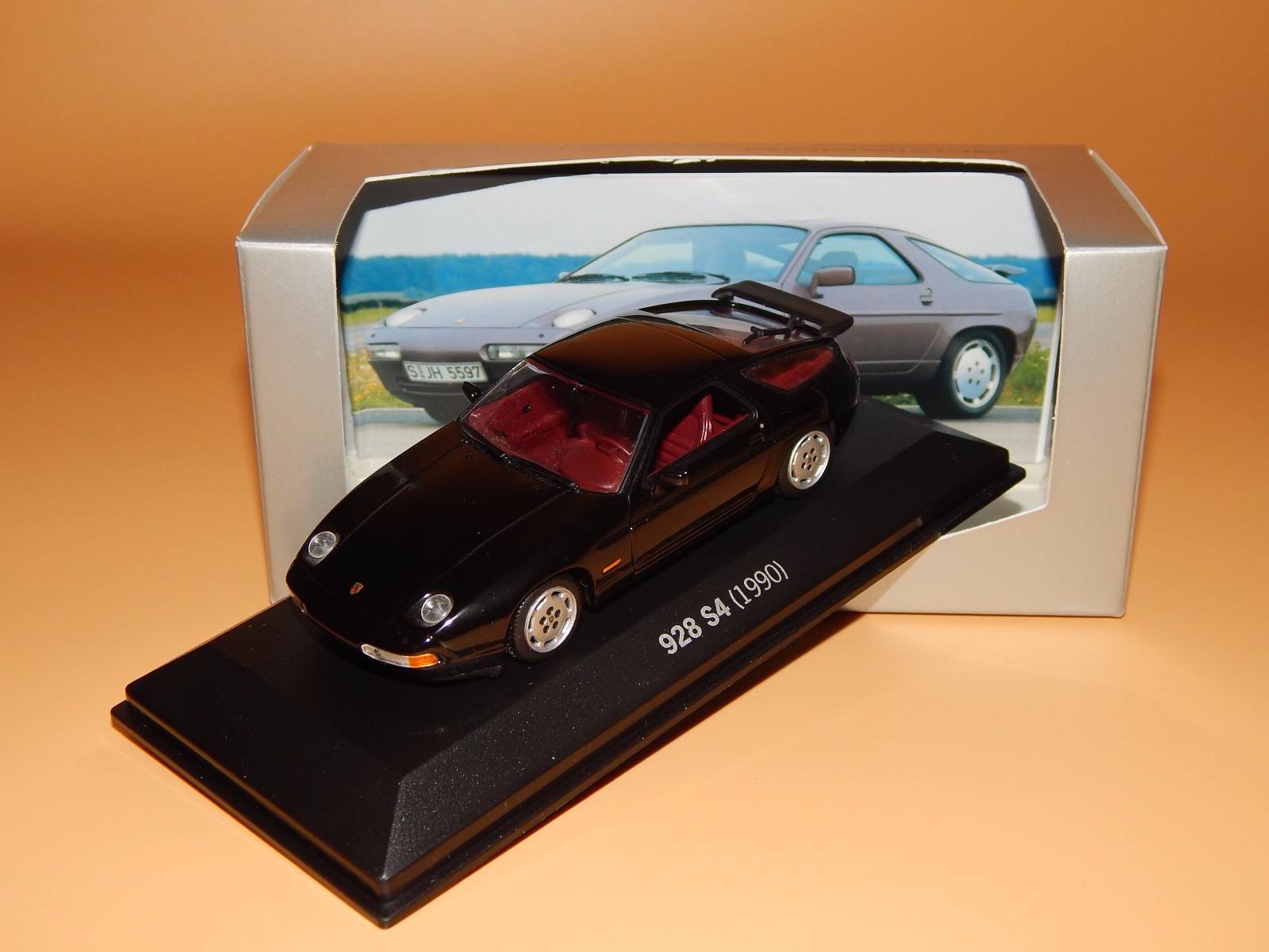 PORSCHE 928 s4 1990 in noir de Porsche-Set wap020 02 S 07 MINICHAMPS 1 43 neuf dans sa boîte PORSCHE PORSCHE PORSCHE 928 s4 1990 in noir de Porsche-Set wap020 02 S 07 MINICHAMPS 1 43 neuf dans sa boîte b10749