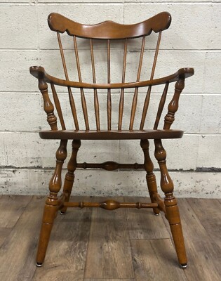 Vintage S Bent Bros Colonial Style Maple Windsor Comb Back