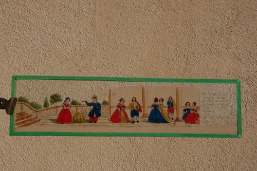 slides on ash glass, small thumb, little red chaperone. - Picture 9 of 9