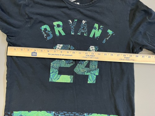 Kobe Bryant Nike Shirt Jersey Tshirt Black Mamba Snake Skin 24 Large Rare - Picture 6 of 7