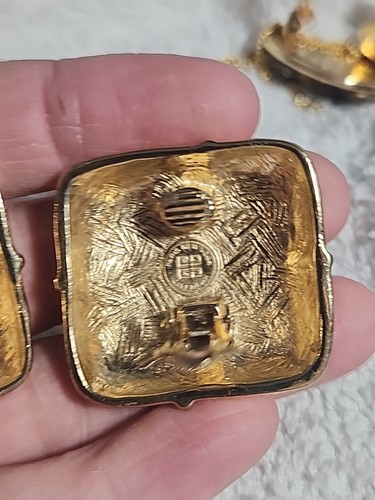 Vintage Gold-Tone Enamel Statement Givenchy Paris Large Clip-On Earrings - Picture 5 of 6