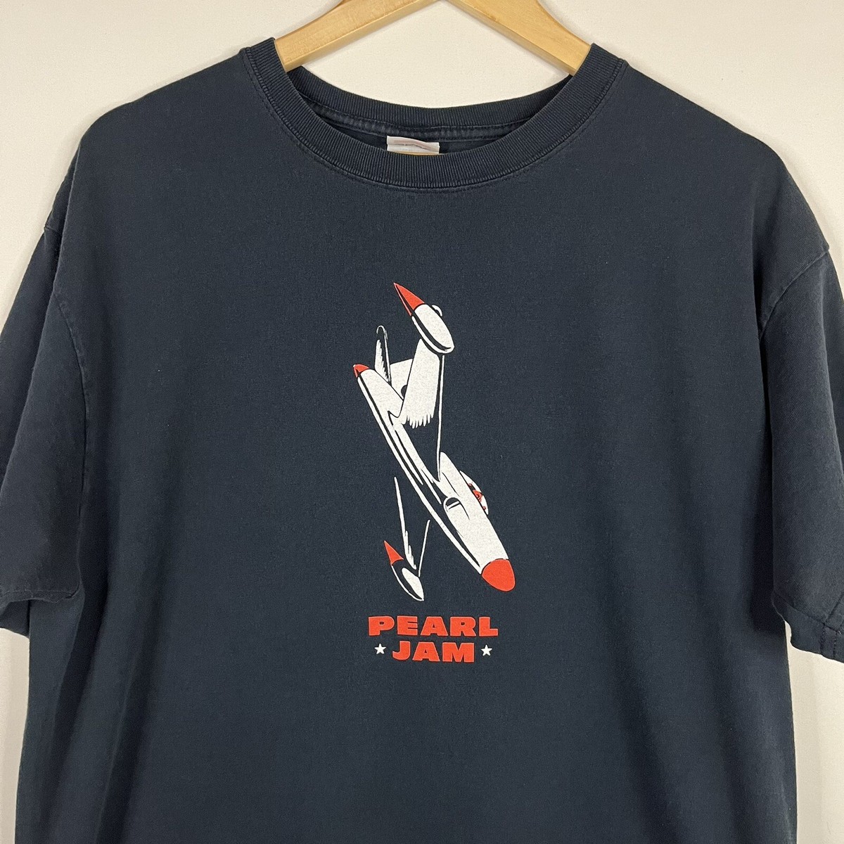 True Vintage 1990s Pearl Jam Yield Tour Shirt 1998 Ames Bros True Vintage 1990s Pearl Jam Yield Tour Shirt 1998 Ames Bros