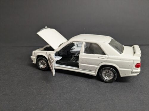 Matchbox Super Kings / Mercedes 190E / von 1985 / K115 / in Weiß ✔️ - Bild 8 von 10