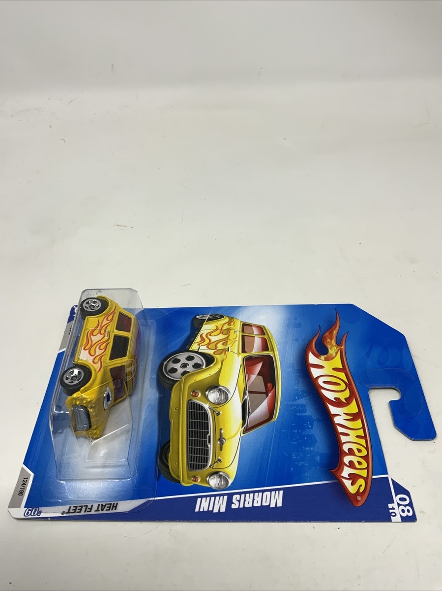 ホットウィール HEAT FLEET MORRIS MINI フレイムス Amazon.com: Hot Wheels 2009 Morris Mini Heat Fleet 124/190