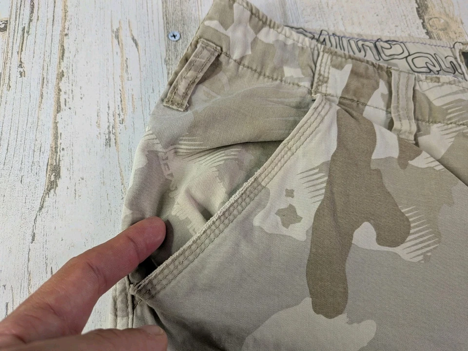 Pantalones Cortos De Colección Y2K Quiksilver Para Hombre 36x11 Bronceado Desierto Camuflaje Carga Envejecido Foto 4 de 4