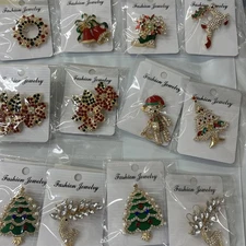 Set of 12 Christmas Pins Brooch Lot/ Holiday Brooch / Christmas Tree/BRO183