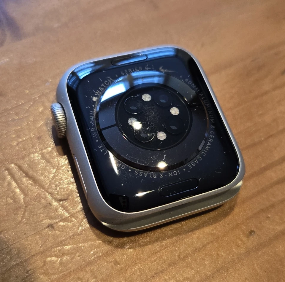 Apple Watch Series 6 Nike 40mm Aluminum Case with Pure Platinum/Black Sport Band - Image 2 of 2