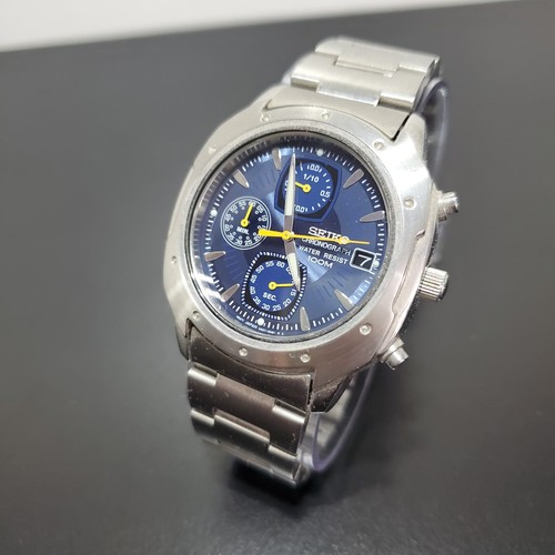 SEIKO Chronograph DEFEKT Chrono V657 9060 blau Edelstahl Japan Herrenuhr HAU Arm