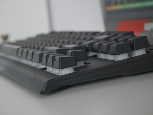 Logitech G502 HERO And Steelseries Apex 3 Tkl - Zdjęcie 8 z 8