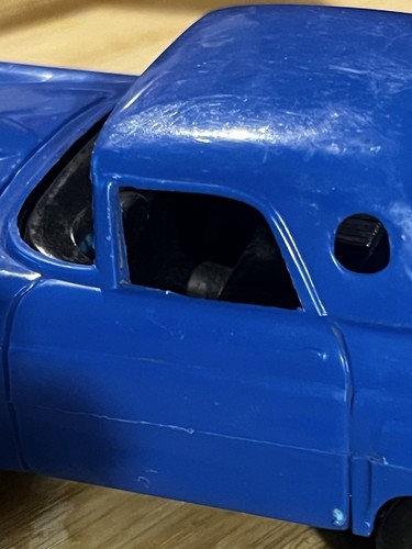 Vintage TootsieToy Blue 1956 Blue Ford T-Bird 7" Plastic Body Made In USA - Picture 6 of 11