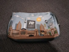 TAP AIR PORTUGAL "PORTO" by CASTELBEL city series airline amenity kit makeup bag