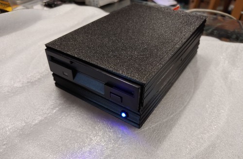 GreaseWeazle (v4.1) 3.5in Drive External Chassis Kit - Picture 2 of 5