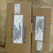 One New Yaskawa SGMJV-01ADE6E servo motor SGMJV01ADE6E