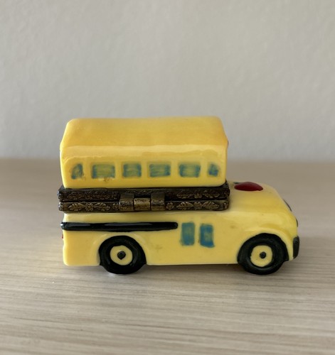 Yellow Hand-Painted Porcelain SCHOOL BUS Hinged Trinket Box - Picture 4 of 10