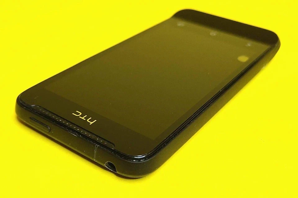 HTC ONE V UNLOCKED CELL PHONE CELLULAR FIDO CHATR TELUS ROGERS BELL KOODO+++ - Image 3 of 4