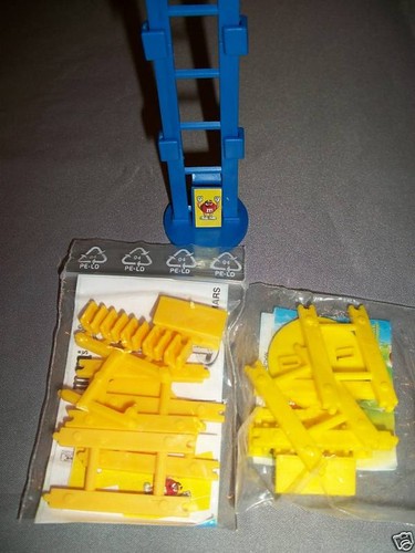 M&M's Yellow VARIATION GRAVITY LADDER M&M Sticker Figur FRANZÖSISCH Pocket Surprise - Bild 5 von 5
