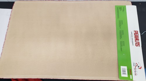 Accent Bath Rug (17"x28") CHRISTMAS PEANUTS, SNOOPY DOG IN WREATH ON PLAID, NR - Picture 13 of 13