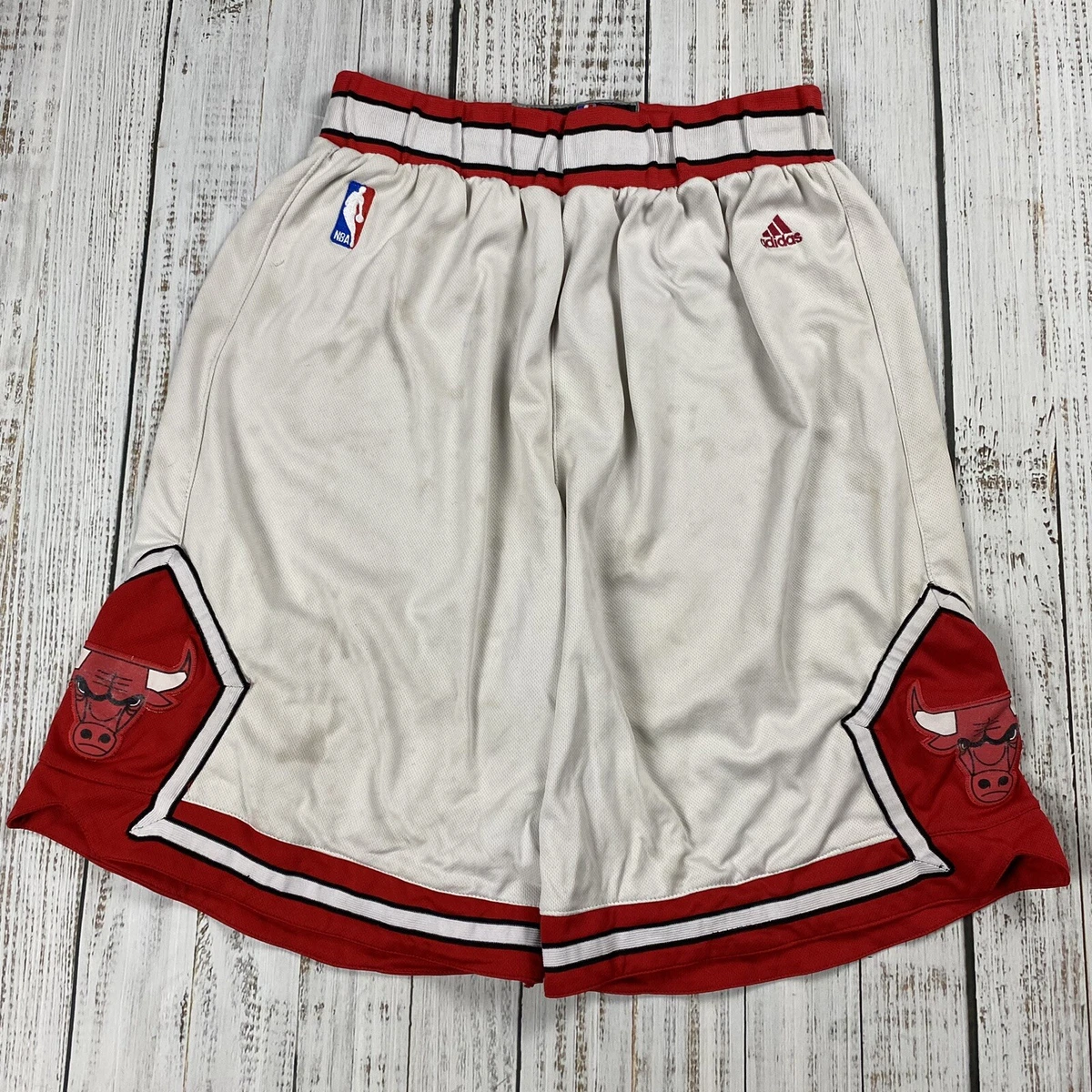 Chicago bulls hotsell throwback shorts