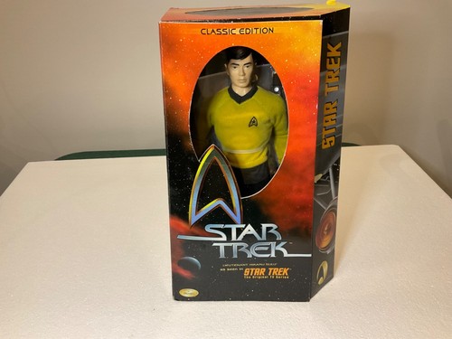 12" Classic Edition Lieutenant Hikaru Sulu, Star Trek, Playmates 1999. New. #12