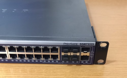 NETGEAR ProSafe GSM7352S V2H1 48+4 Gigabit Ethernet L3 Managed Stackable Switch - Picture 4 of 5